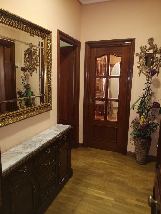 Apartamento GALLARZA con Parking Ezcaray Exterior foto