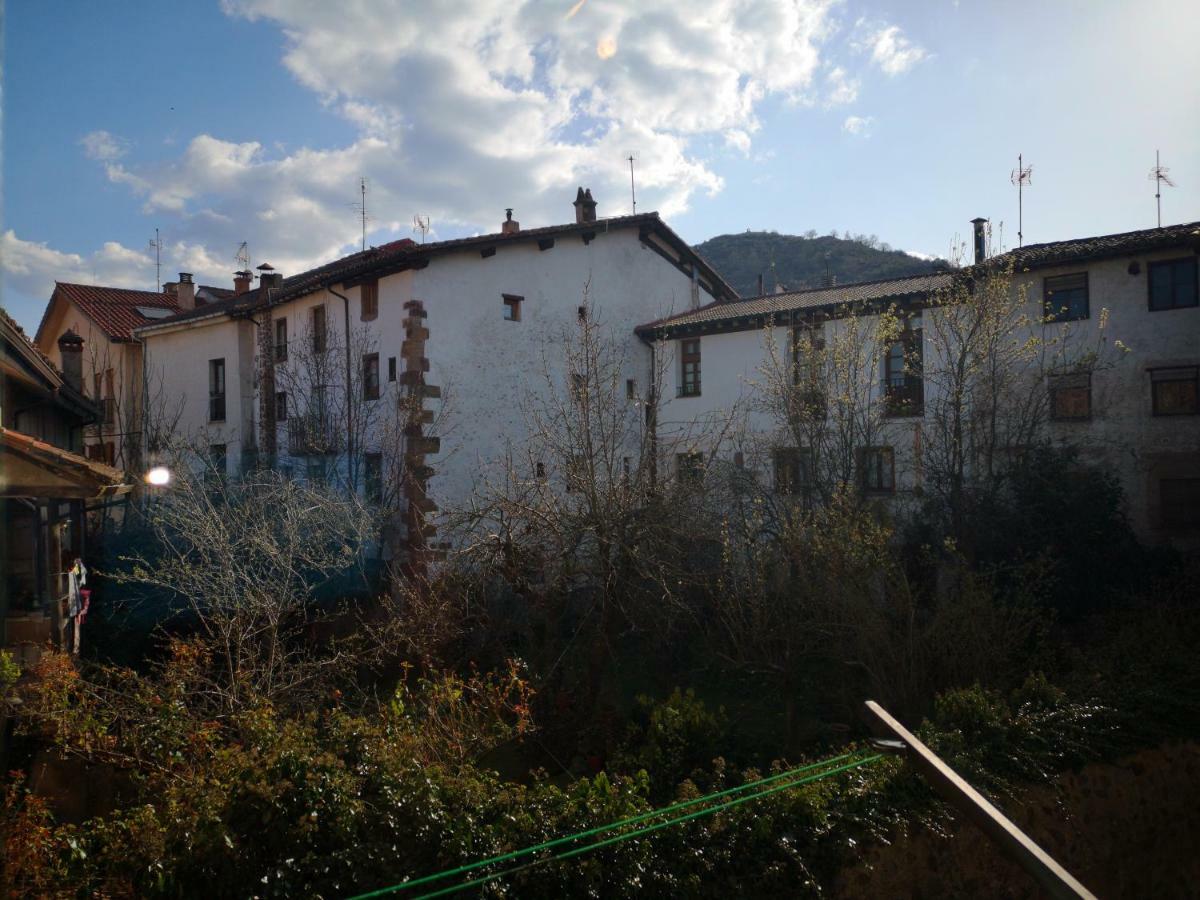 Apartamento GALLARZA con Parking Ezcaray Exterior foto